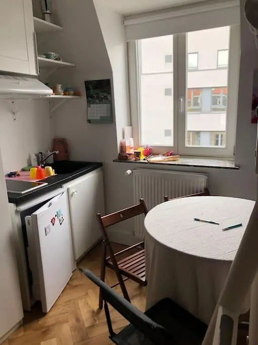 Apartment Stay In Maison De Metre In Etterbeek Brussels Belgium